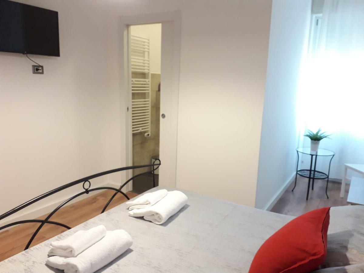 Es - Essential Solution & Emotion Stories Bed & Breakfast Verona Ngoại thất bức ảnh